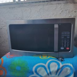 Toshiba Microwave. 