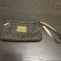 Michael Kors Wristlet Wallet