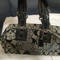 Coach Signature Handbag 