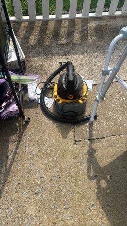 Small shop vac