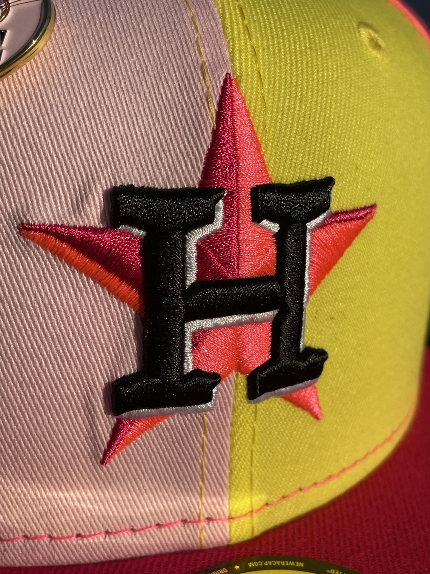 Topperzstore Exclusive Houston Astros Fitted Hat for Sale in Los Angeles,  CA - OfferUp