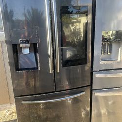 SAMSUNG FRENCH DOOR REFRIGERATOR 
DELIVERY AVAILABLE FOR SMALL FEE 
