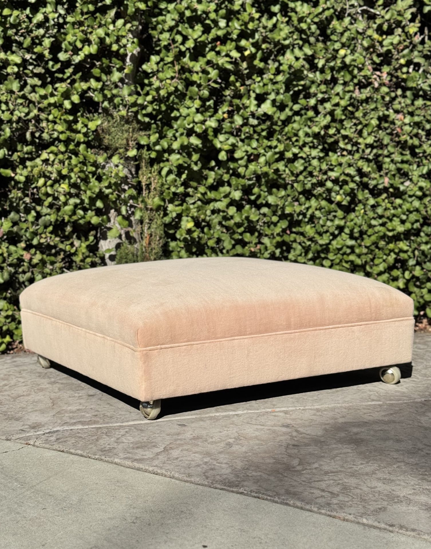Mid Century Modern Pink Cocktail Ottoman Leg Rest Bench Seat Chair
