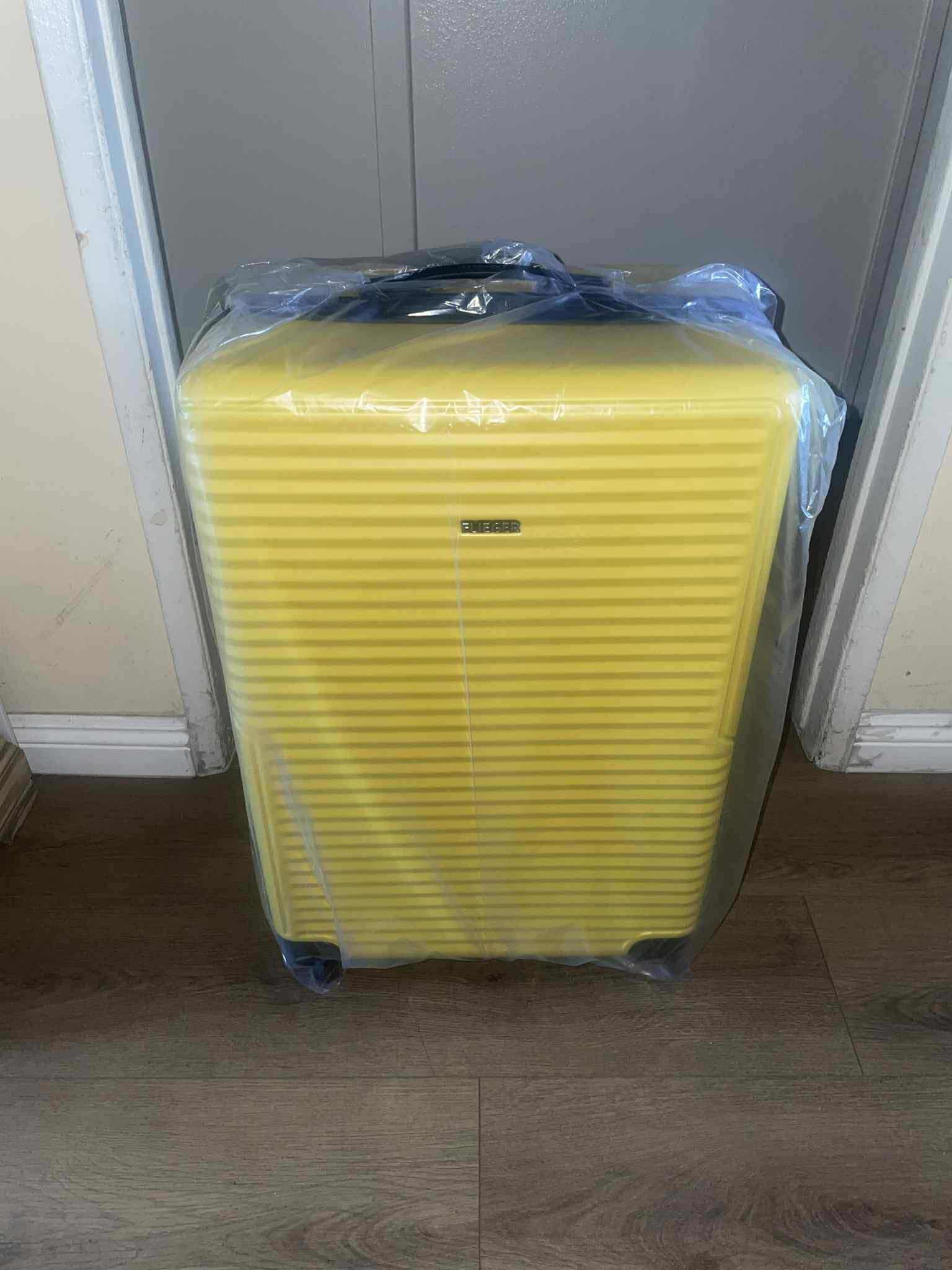 Fleiger Luggage (3 Set Piece)