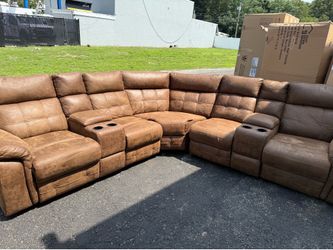 Reclining sectional