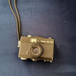 Rollei 35 Film Camera (FOR PARTS ONLY) 