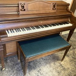 Knabe Console Upright Piano