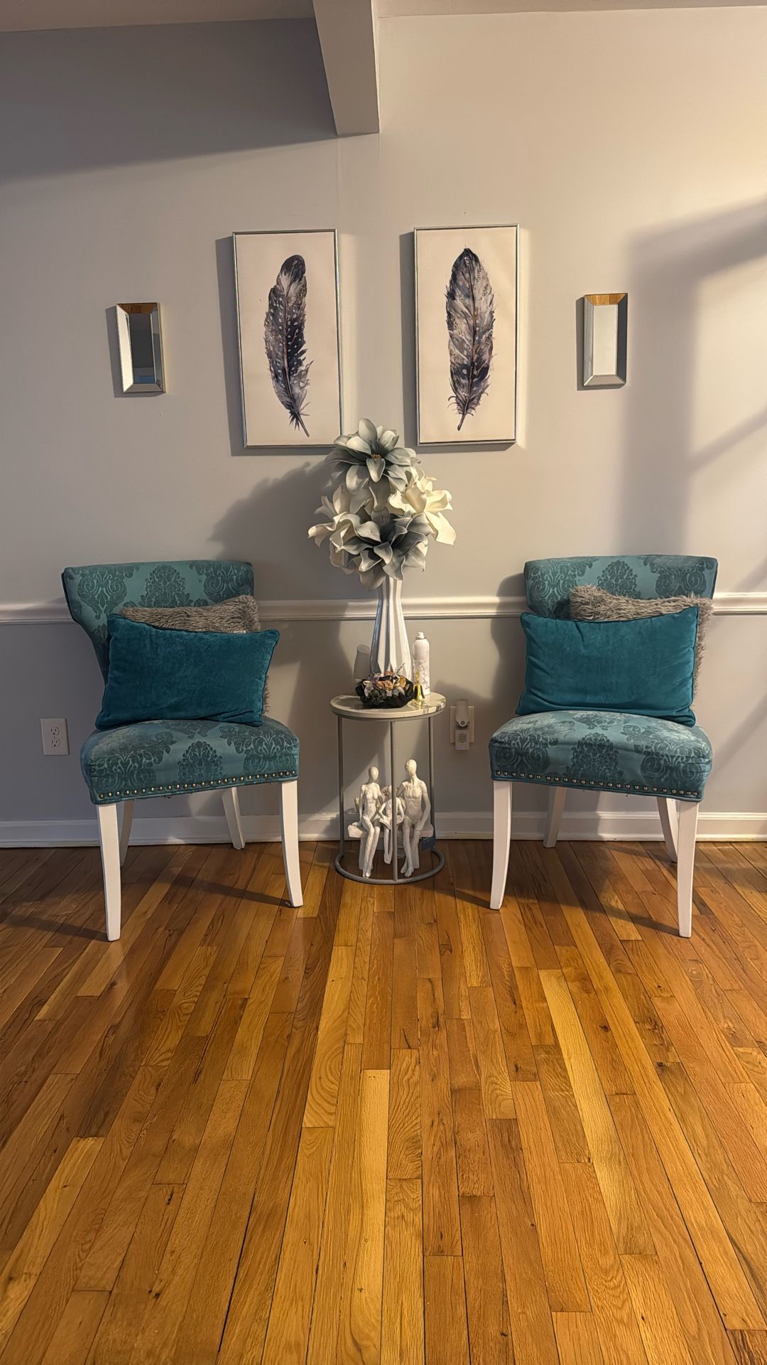 ACCENT CHAIRS AND TABLE MOVING SALE