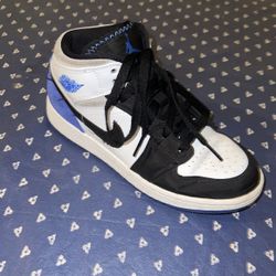 Jordan 1 Mid