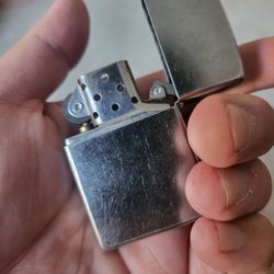 Zippo Lighter With Liquid And Extra Flints