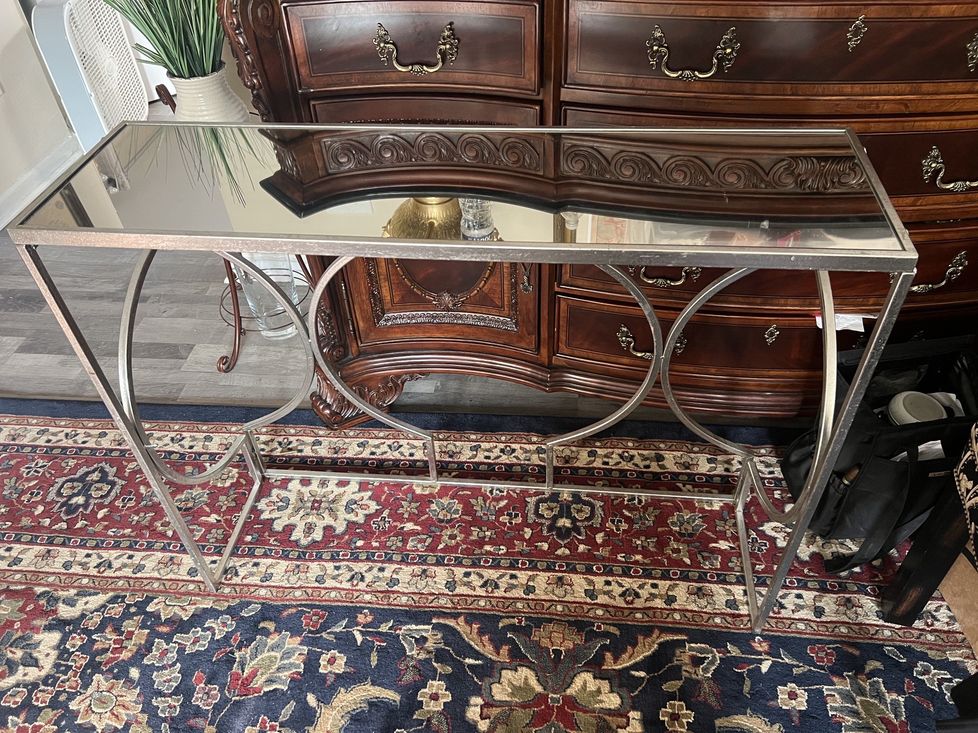 Mirrored Console Table / Stand