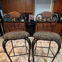 Stool bar chairs (Ashley furniture)