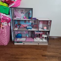 LOL doll house