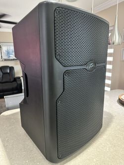 Peavey PVX 15” Bluetooth Professional Wireless Speakers 