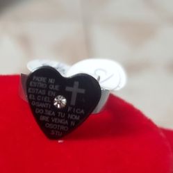 New Heart Shape Ring With The Our Father In Spanish Has 1 Cubic Stonevin The Center Size 6,7/7.5 Only Mpu SoutheastSeriousBuyerPlease)