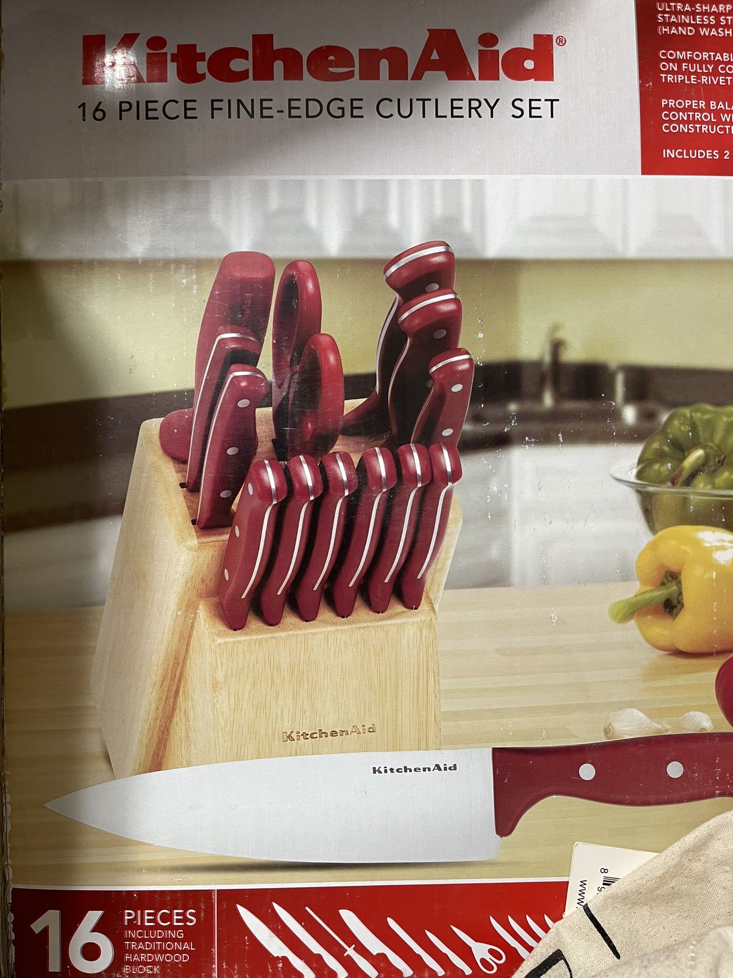 KitchenAid Cutlery set at