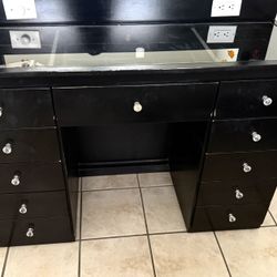 Black Vanity With Lights