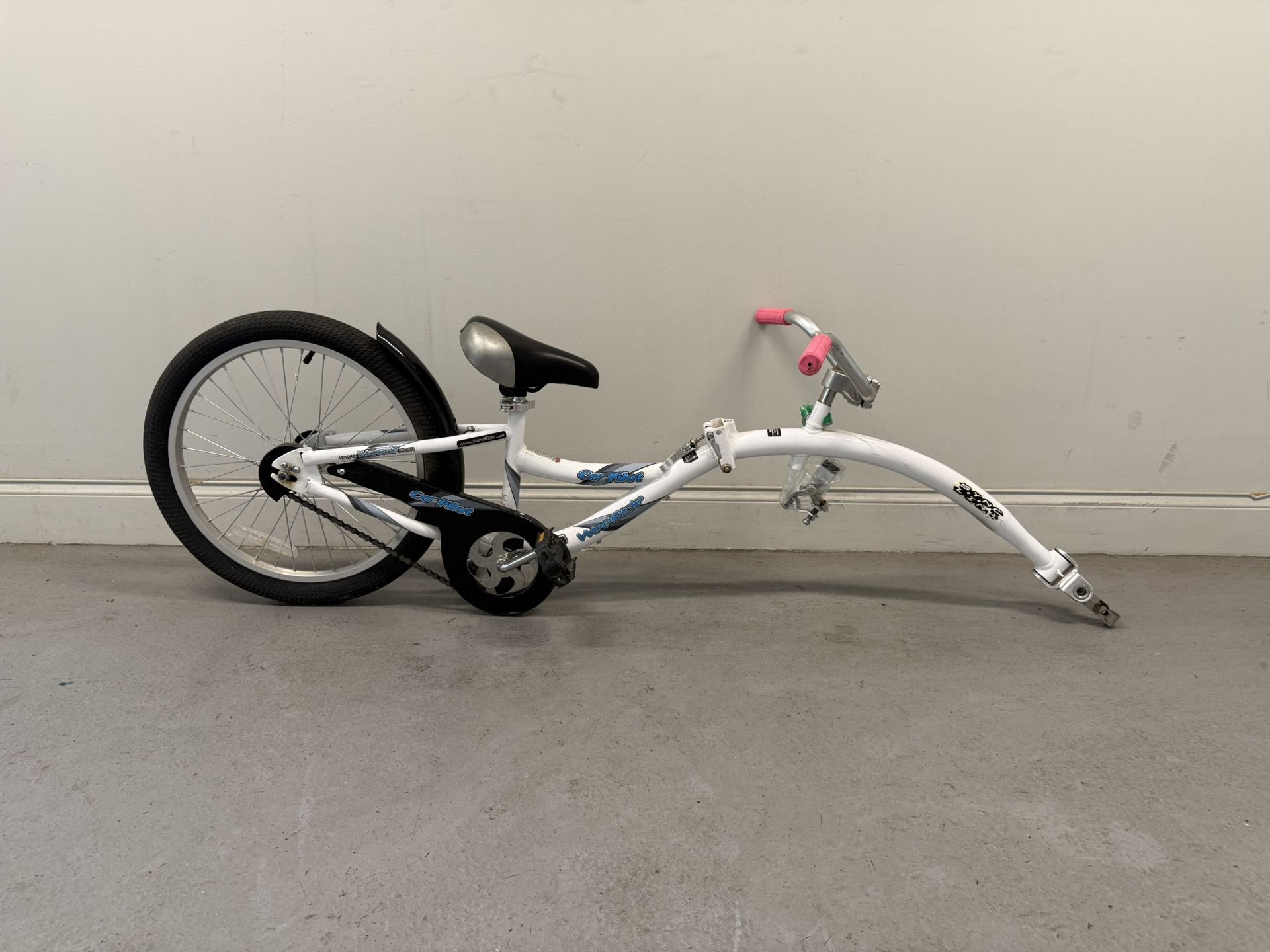 WEERIDE 20” CO-PILOT Child Bike Trailer (Good condition) PICK UP IN CORNELIUS