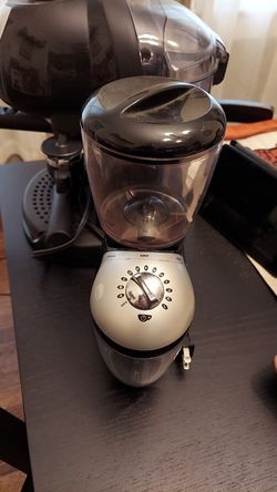 DeLonghi coffee grinder