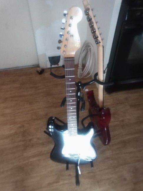 1989 Fender Squire ii Stratocacaster w Wah Bar. Low fast Action!