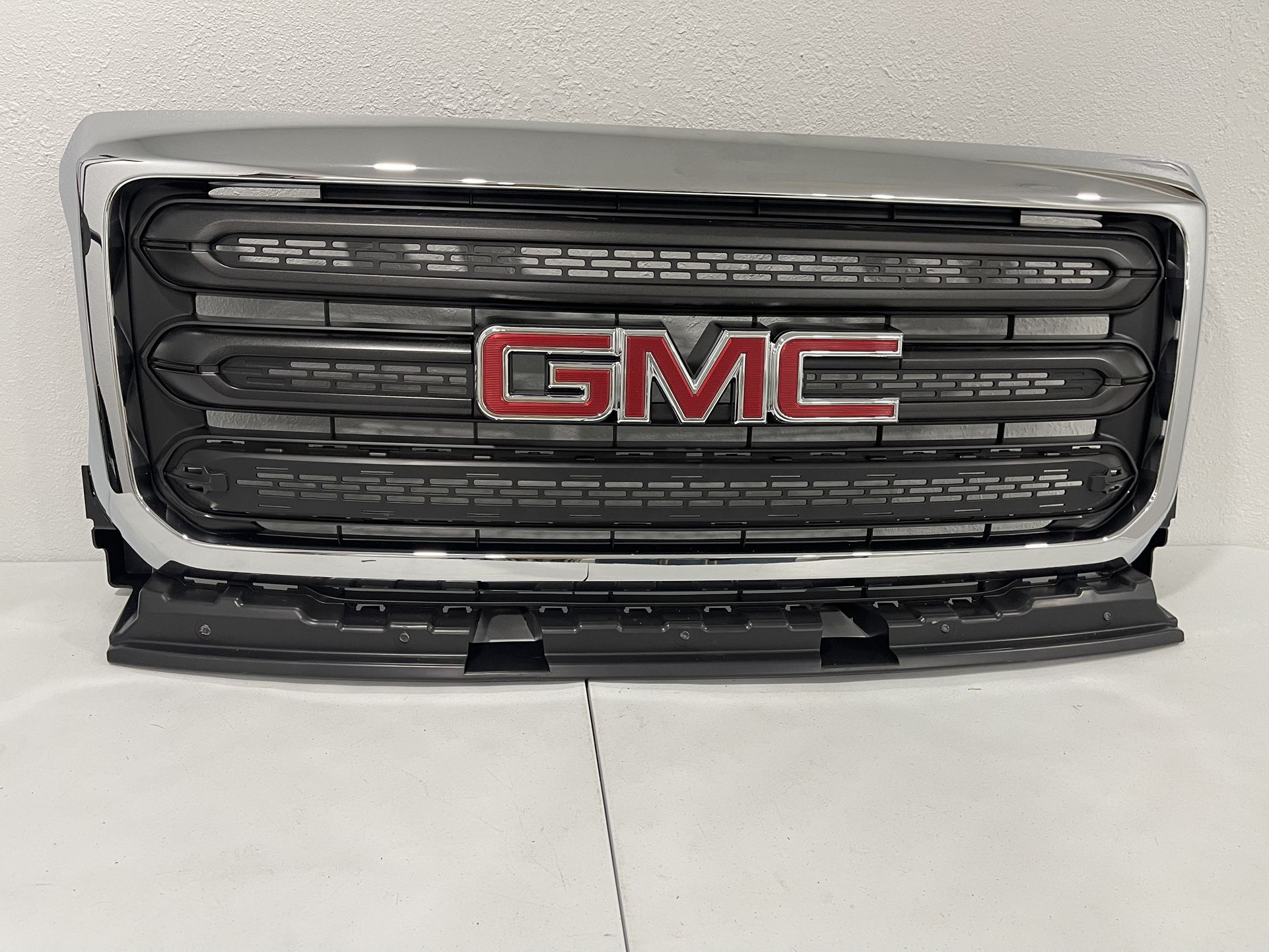 2015-2016-2017-(contact info removed)-2020 GMC Canyon Grill Oem