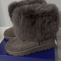 New Gray Fur Boots, Size 7