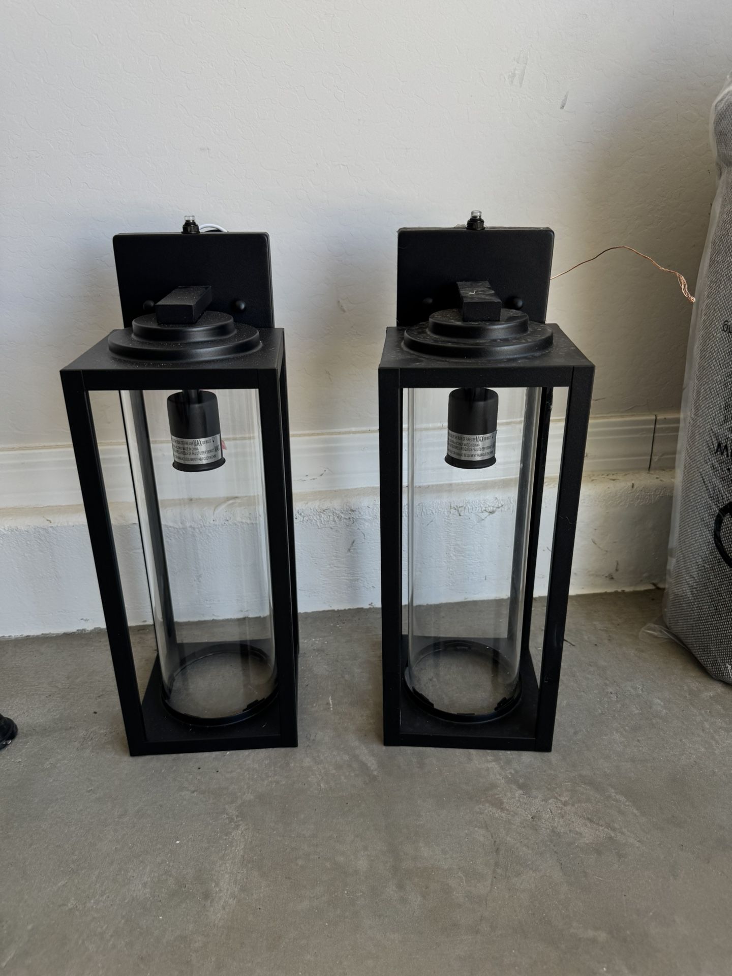 Outdoor Light Fixtures Brand New