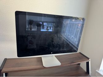 FREE Apple Thunderbolt Display 27-inch + desk