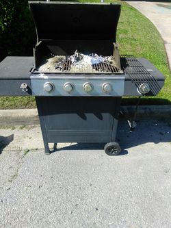 Gas grill great condition