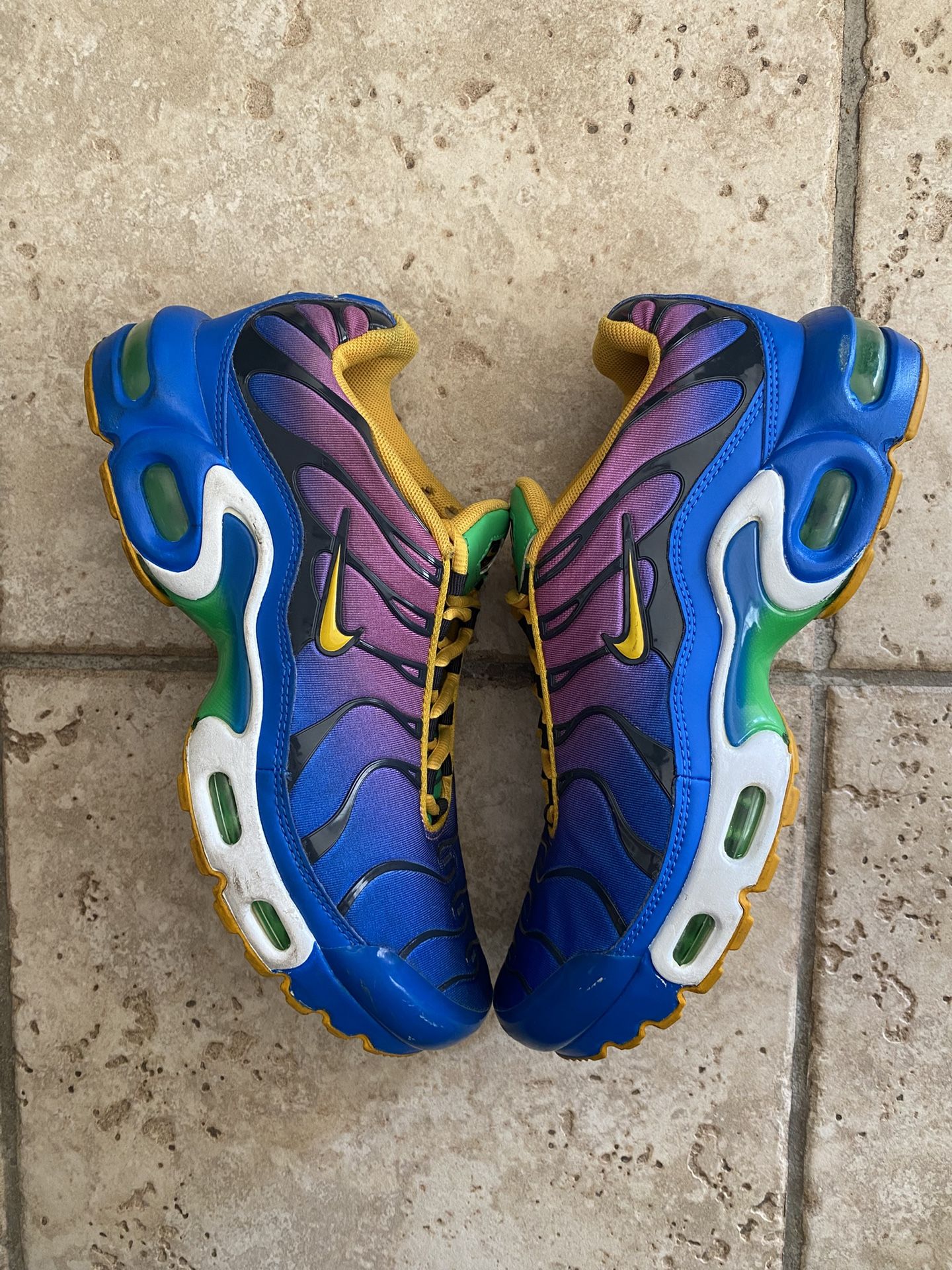 Nike Air Max Plus TN GS Youth Size 7Y=Womens Size 8.5