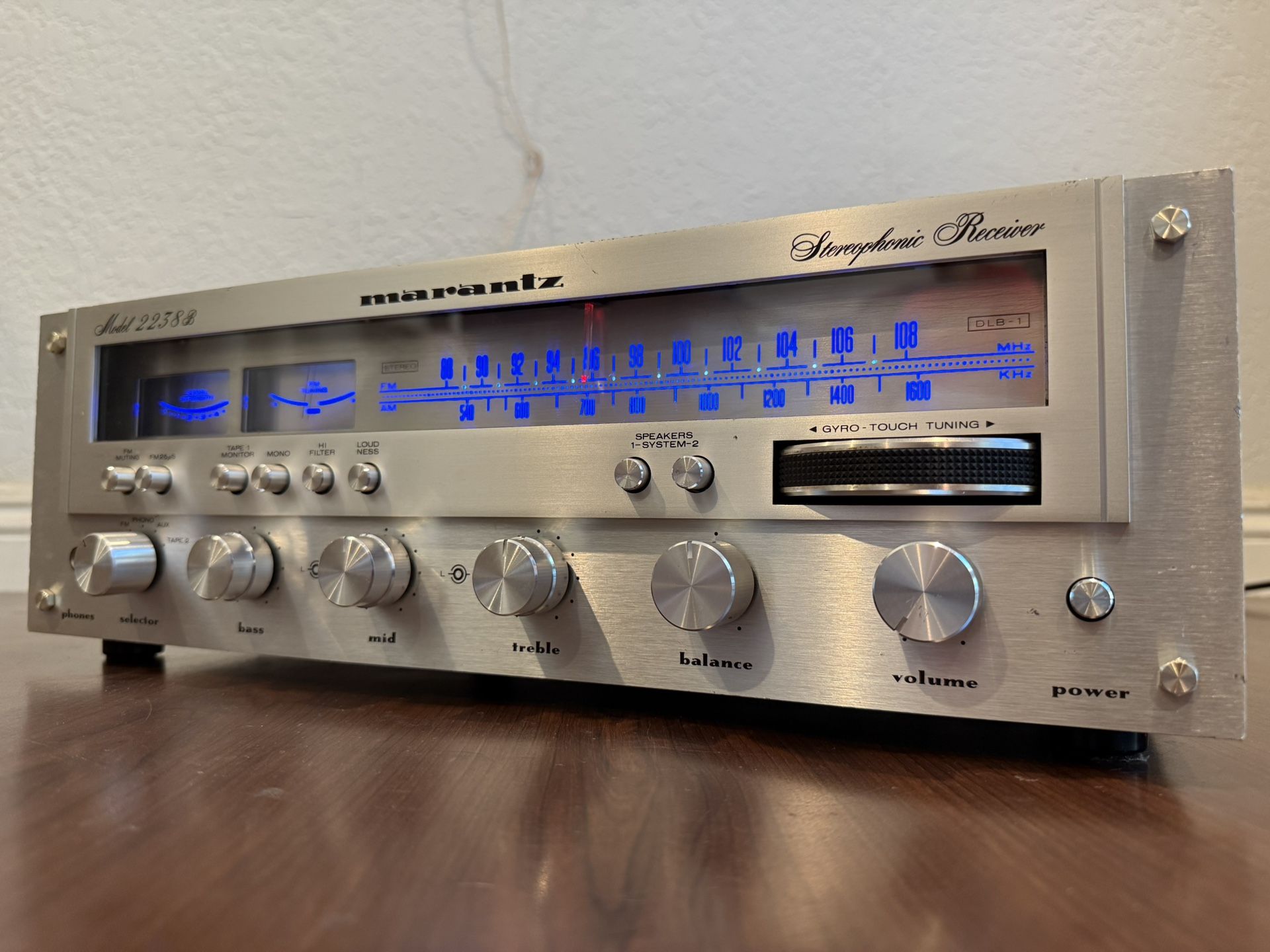 MARANTZ 2238B Vintage Stereo Receiver 