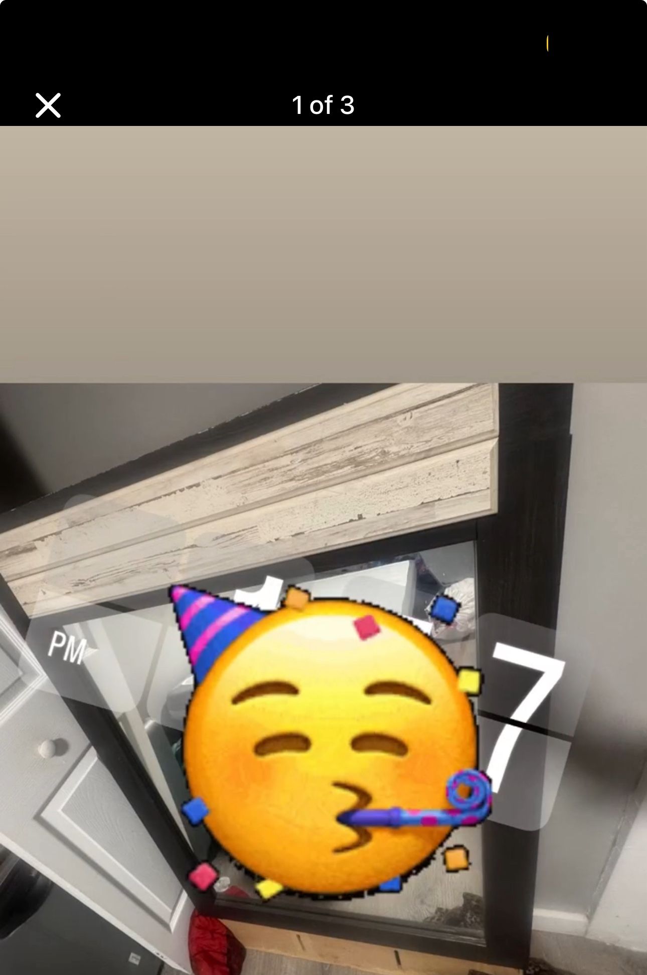 3 month bedroom set , no bed railing comes with it