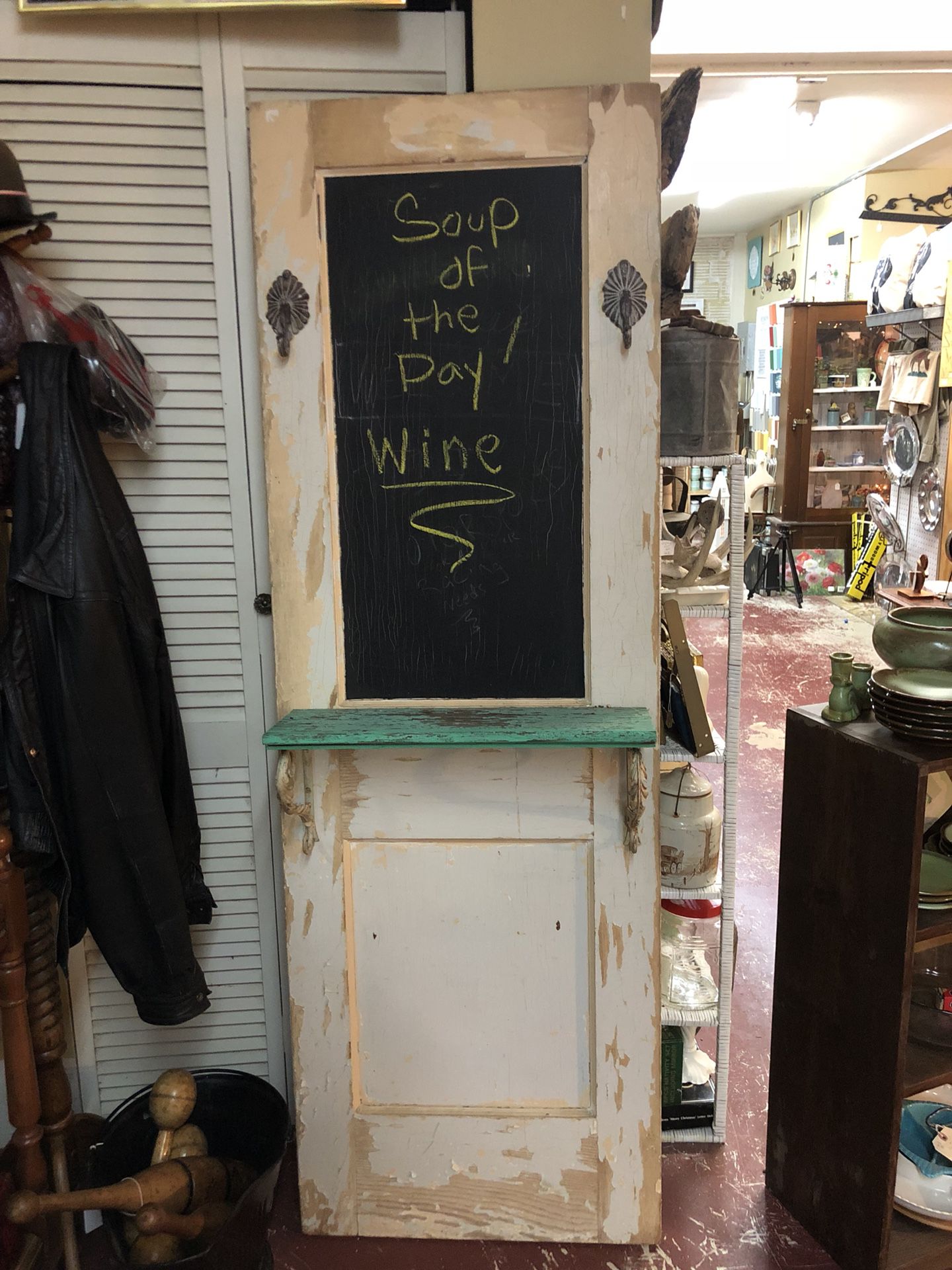 Antique vintage white was shabby chic sheik with shelf old door with hooks and chalk board. 212 North Main Street. BUDA. 🎅🏼Johanna. Antiques furnitu