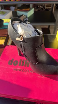 Dollhouse Attitude Black Ankle Booties Women’s Size 9