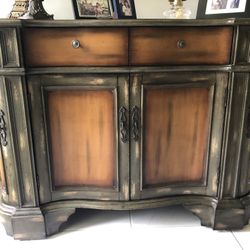 Credenza