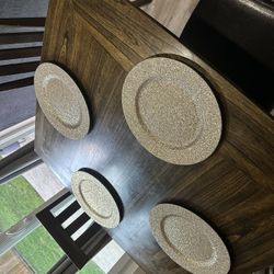 Dinning Table 