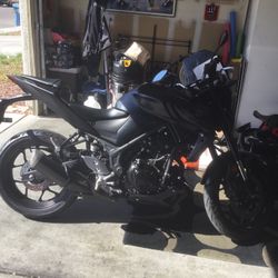 2021 Yamaha Mt03  200 Miles Like New 