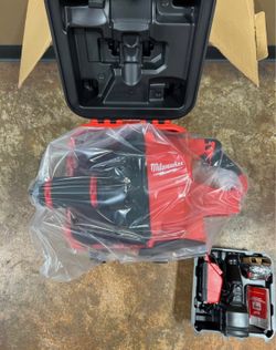 Milwaukee Cordless Plumbing Drain Snake