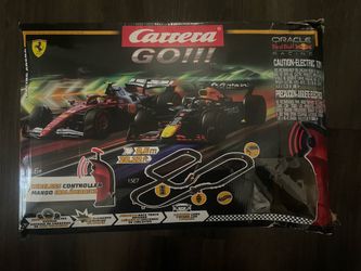 Carrera GO! Car Race Track