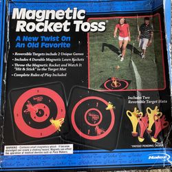 Magnetic Rocket Toss