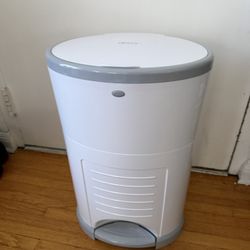 Dekor Plus Diaper Bin
