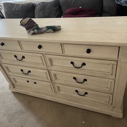 ASHLEY BOLANBURG FURNITURE DRESSER