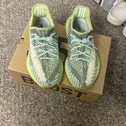 Adidas Yeezy 350 V2 Yeezreel 