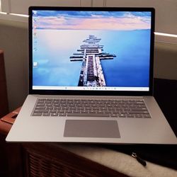Microsoft Surface Laptop 4 Touchscreen  Windows 11 AMD Ryzen 7, 8gb memory 256gb SSD