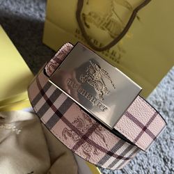 Brand New Burberry Belt / Size 32 To 38