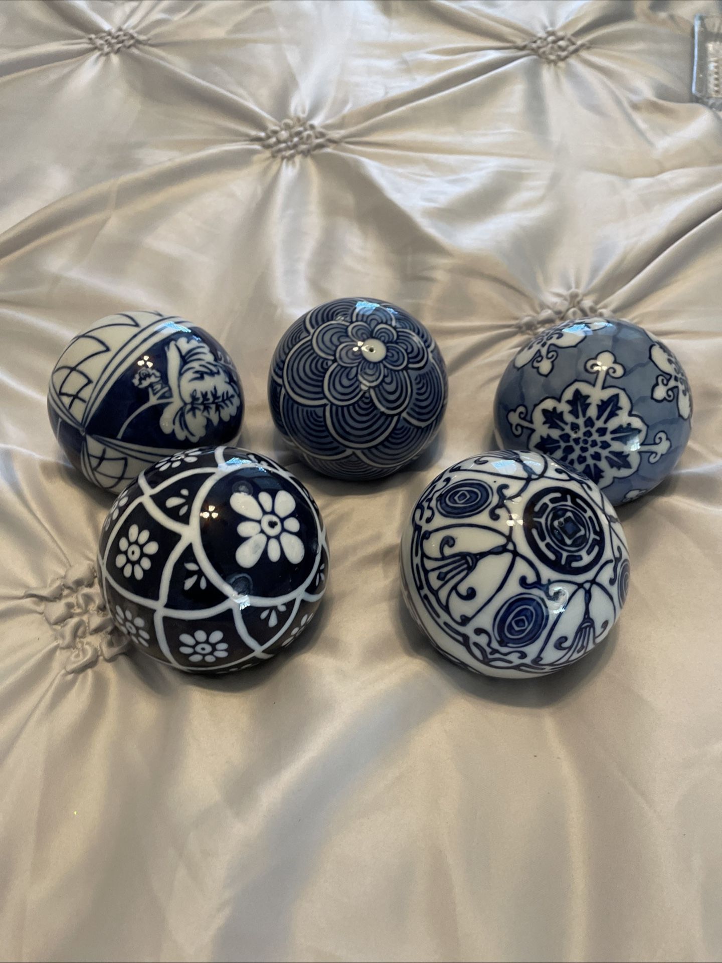 Blue & White Ceramic Carpet Balls Chinoiserie 3.25” Pier 1 Lot 5