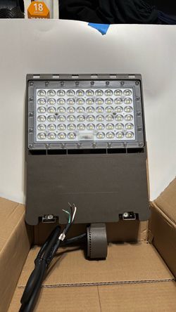 150W LED Area Light Fixture