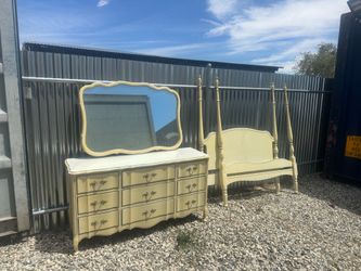 1962 DIXIE French Providential Dresser & Mirror & Full Bed ~ CAN DELIVER!!!
