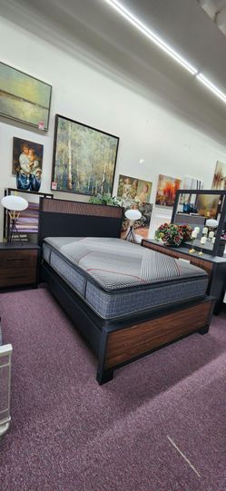 Queen Bedroom Set On Sale