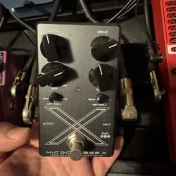 Dark Glass Bass Distortion Pedal